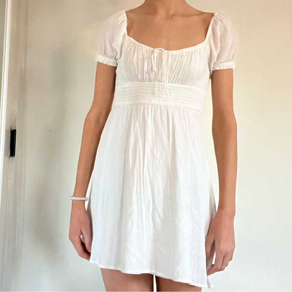 Hollister white mini dress XS smocked woven